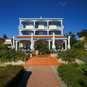 Belvedere 3*, Sukošan Horvátország