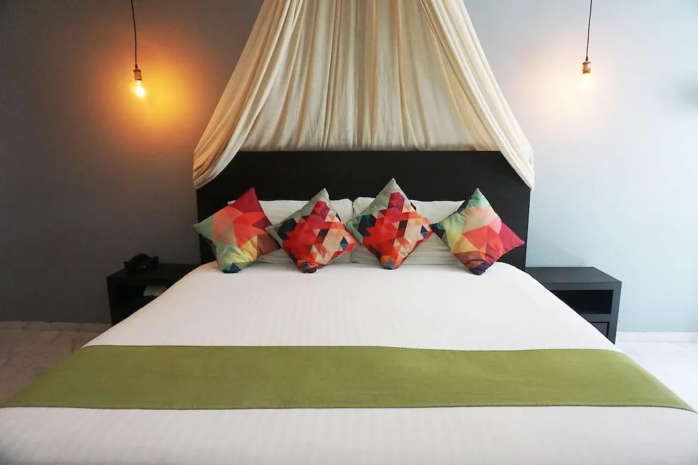 Soho Playa Hotel Playa del Carmen 4*,